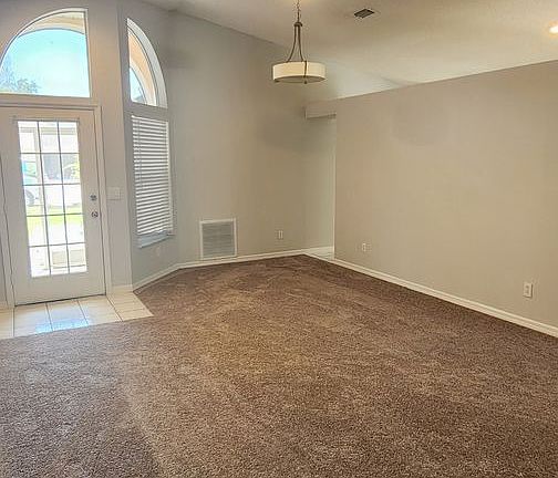 5th image of 8043 Bracken Ln