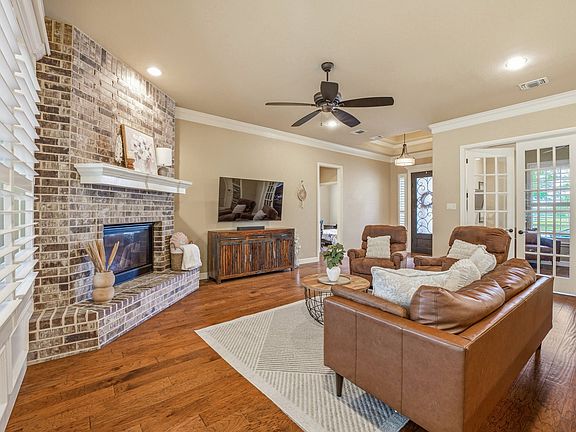 5th image of 5711 Pebble Beach Dr