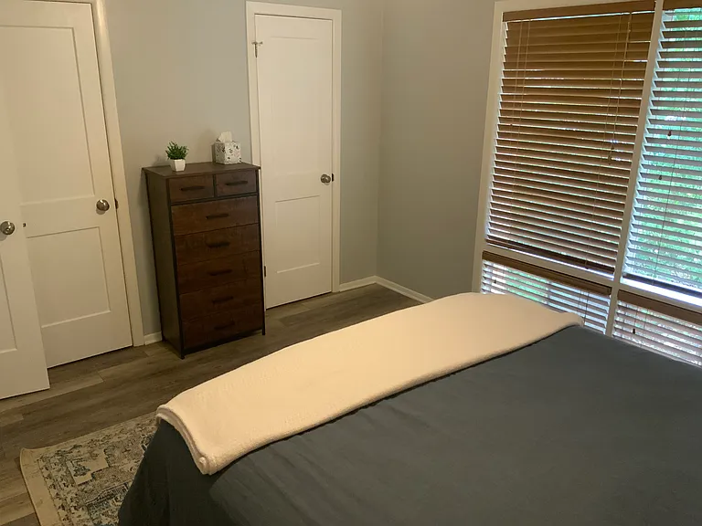 5332 Balcones Dr — Photo 24