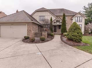 2206 Pebblebrook #3, Westlake, OH 44145