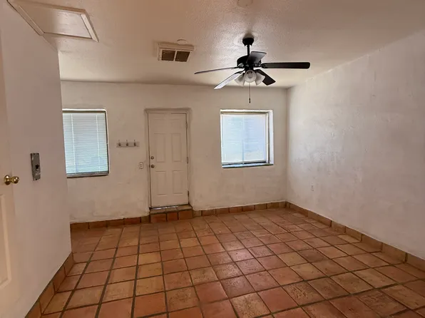 19109 S Highway 28 #4, La Mesa, NM 88044