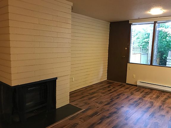 4th image of 3003 N Highland St APT B3