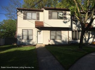 115 Lombard Ct, Staten Island, NY 10312