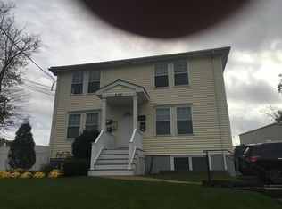 830 Pleasant St APT 2, Norwood, MA 02062