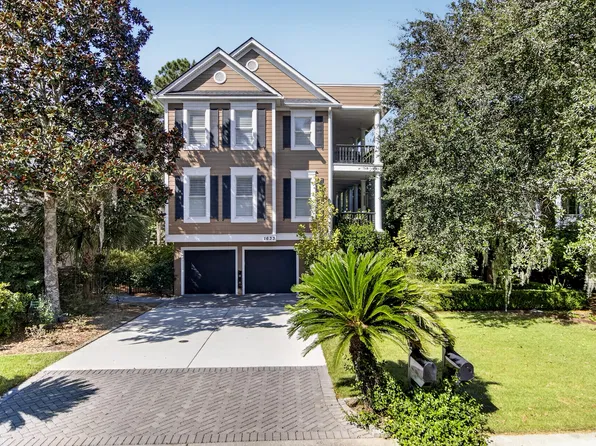1633 Sewee Fort Rd, Mount Pleasant, SC 29466