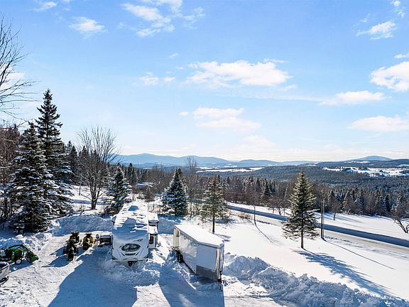 2nd image of 848 Diamond Pond Road