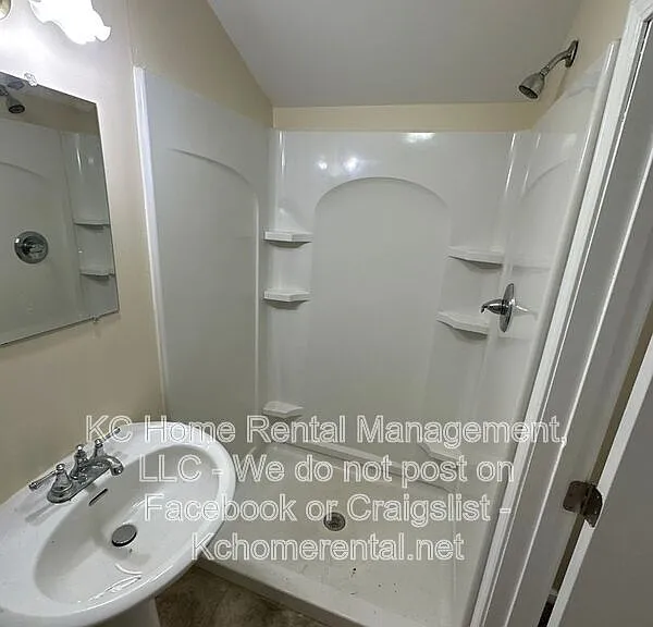 1127 Sherman Ave — Photo 29