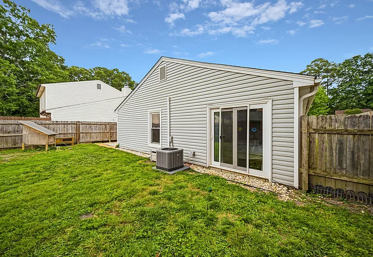 1317 Faraid Ln — Photo 27