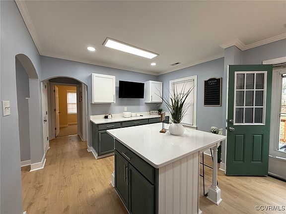 5th image of 5204 Smith Ave
