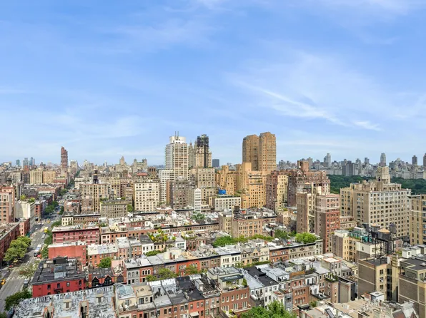 45 West 67th Street image 6 of 6