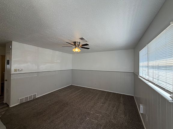 3rd image of 2116 40th St APT B