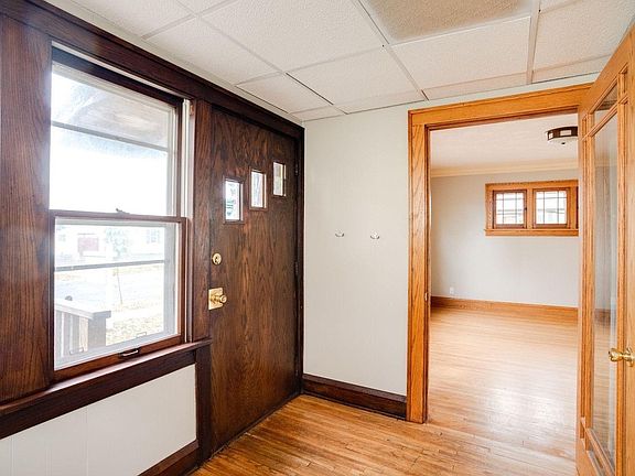 2nd image of 4134 38th Ave S