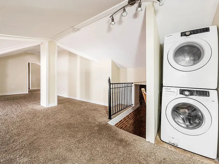 41 King Ave #D — Photo 19