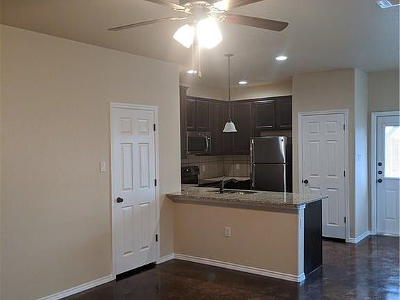 3rd image of 228 Stacy Ln