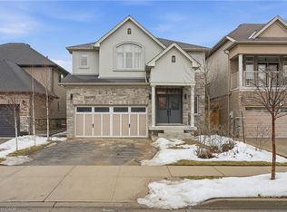 36 Pavilion Dr, Hamilton, ON L0R 1C0