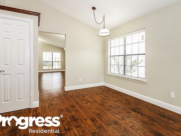 5th image of 4307 Largo Dr