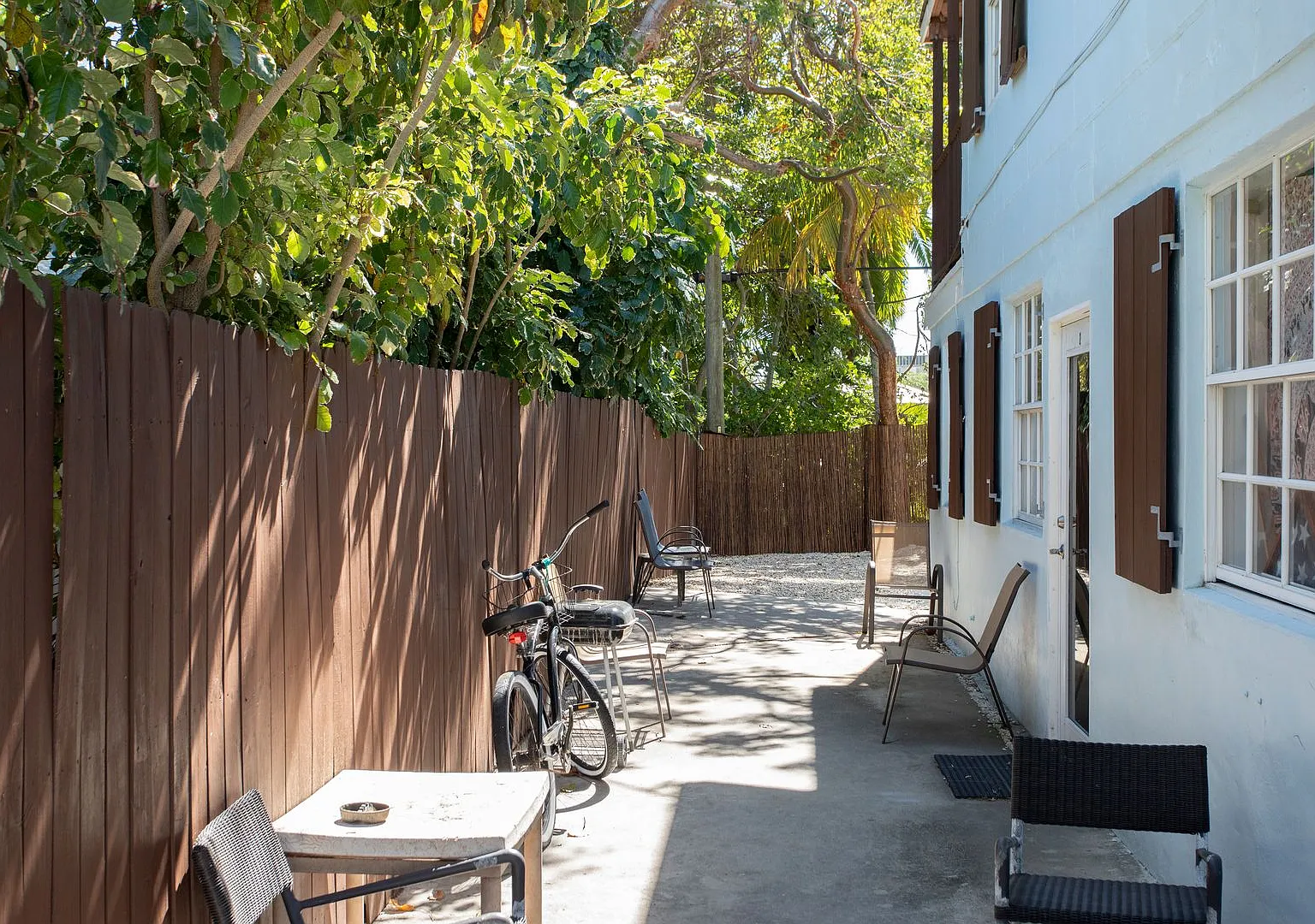 Private 1 bedroom with Bathroom and a Shared kitchen with other 3 bedrooms — Photo 2