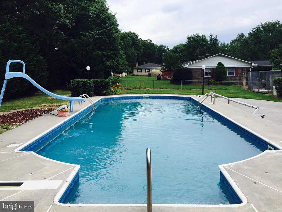 2nd image of 104 Accomack Cir