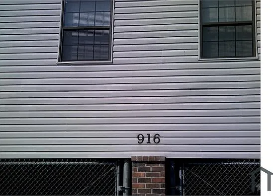 3 bed, 1200 sqft, $1,600 — Photo 4