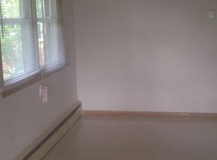 718 Pinecrest Dr, Madison, WI 53714