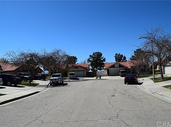 3rd image of 1014 Patty Ln