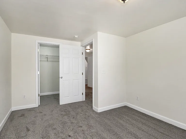 1005 Rainbow Dr — Photo 29