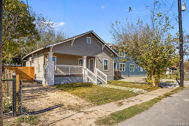 117 Magendie St — Photo 18