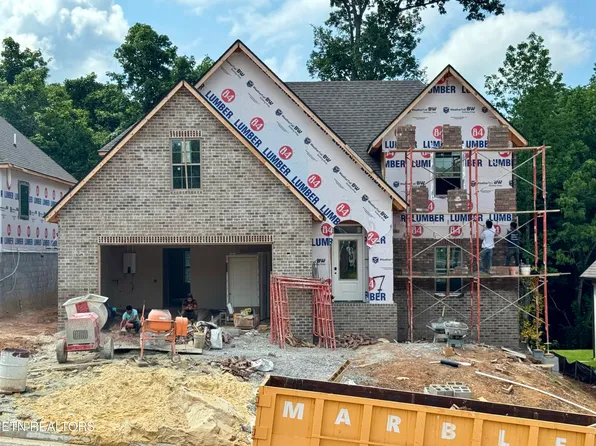 9968 Rio Bravo Ln, Knoxville, TN 37922