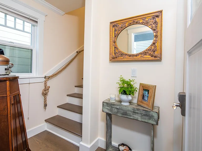 746 G Ave — Photo 10
