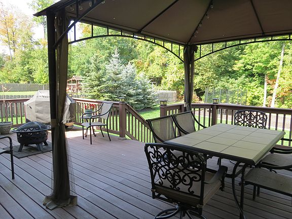 Spacious Deck