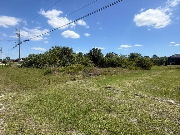 4th image of 854 Jaguar Blvd