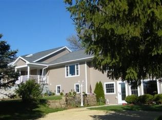 2424 Dahlk Cir, Verona, WI 53593