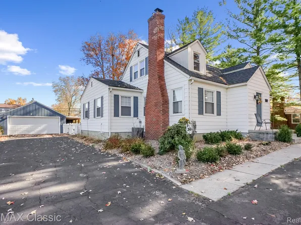 7663 Ann Arbor Saline Rd, Saline, MI 48176