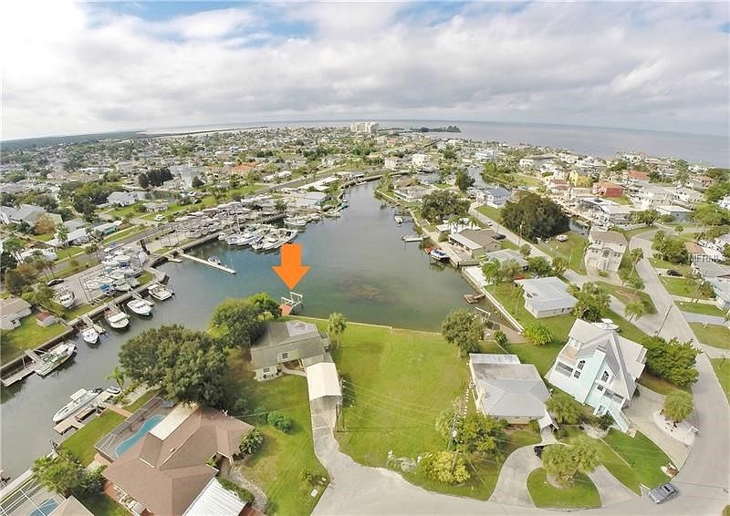 1st image of 6646 Harbor Dr