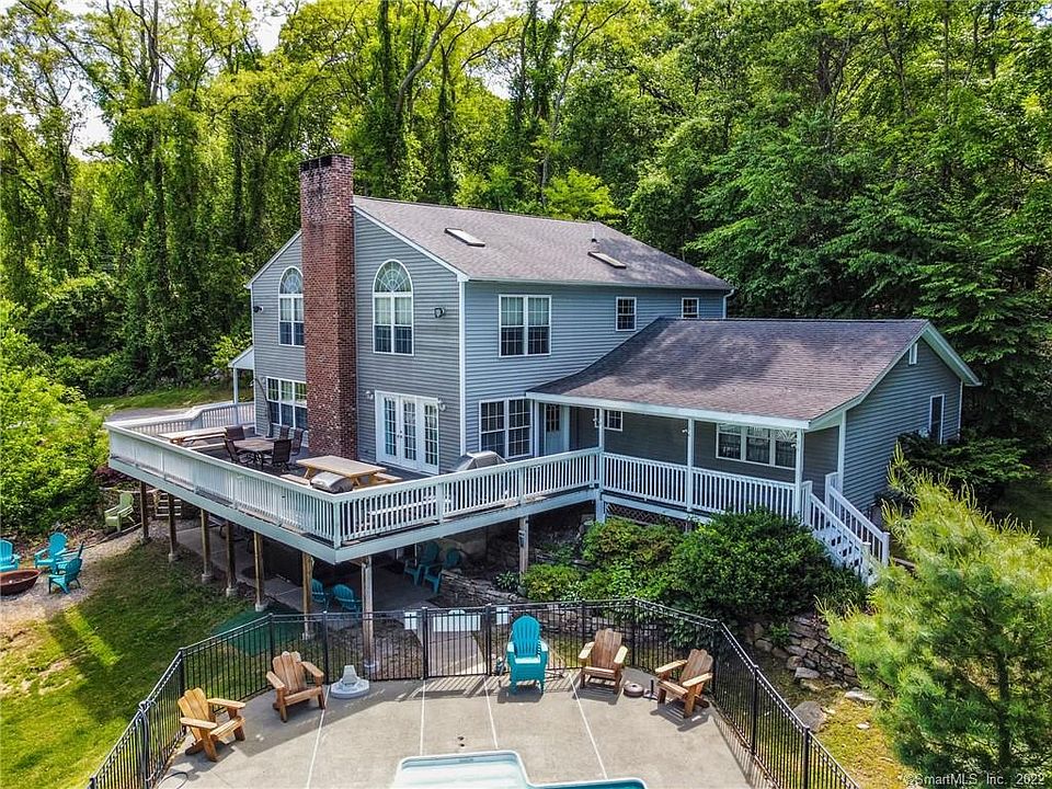 5 Bittersweet Dr, Gales Ferry, CT 06335 Zillow