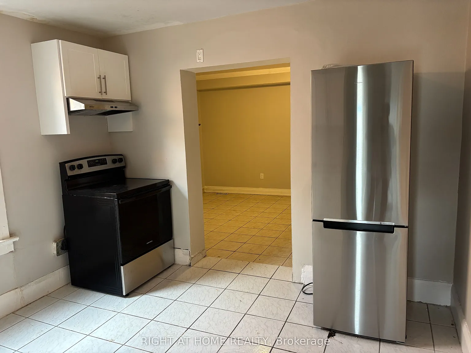 2 bed, $1,950 — Photo 2