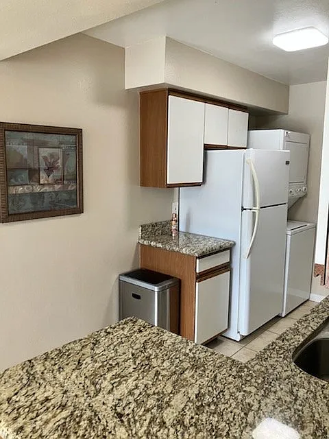 1 bed, 1.0 bath, 633 sqft, $1,750 — Photo 3