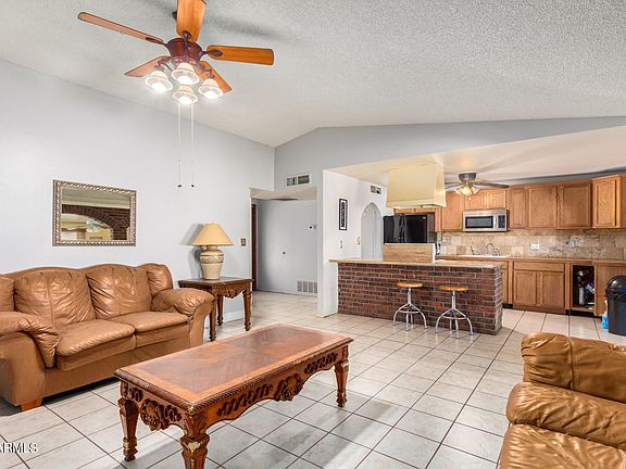 4th image of 6718 W Virginia Ave