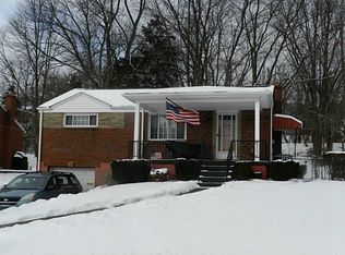 568 Charlotte Dr, Pittsburgh, PA 15236