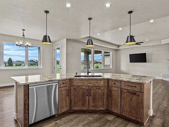4th image of 901 San Sophia Drive