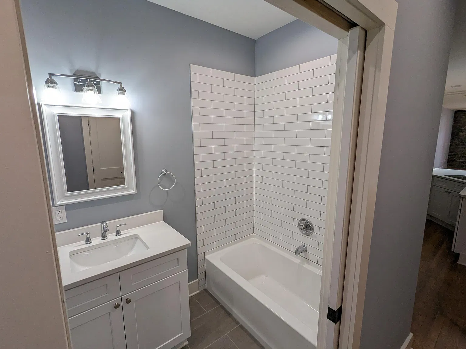 Studio, 650 sqft, $1,100 — Photo 3