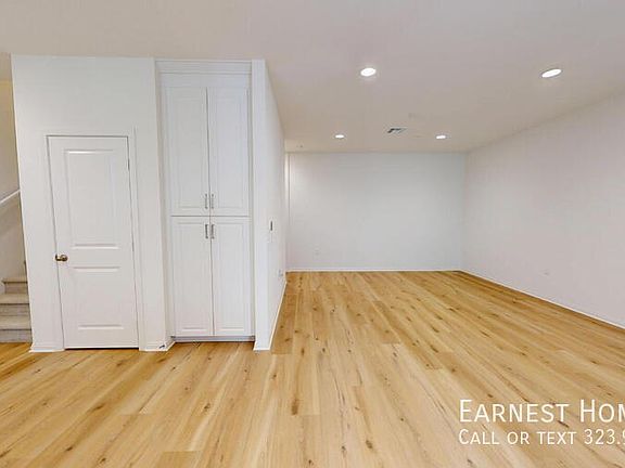 5th image of 2410 E Agave St