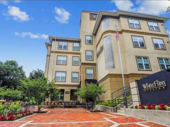 11800 Old Georgetown Rd #11, Rockville, MD 20852