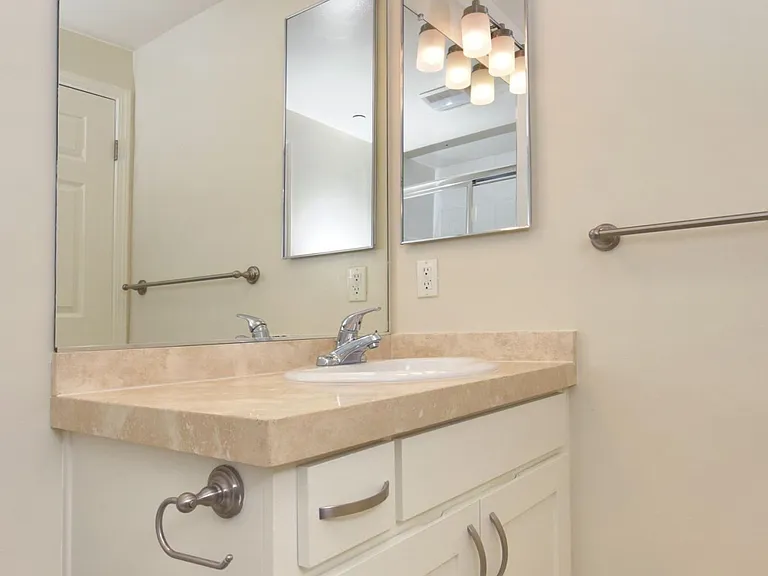 4217 Dixie Canyon Ave #305 — Photo 9