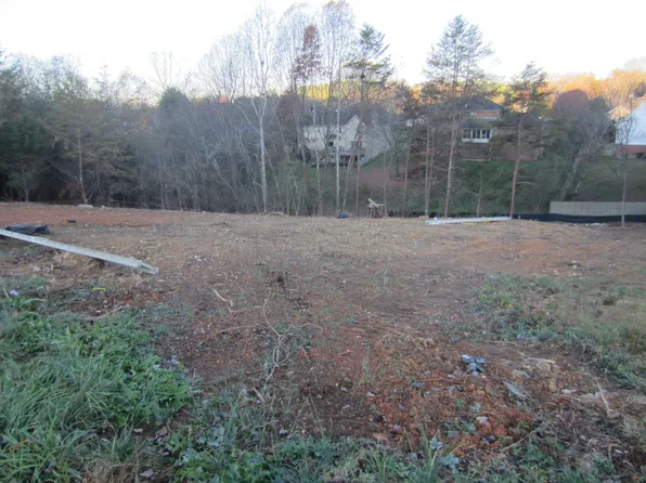 116 Queensgate, Bristol, TN 37620