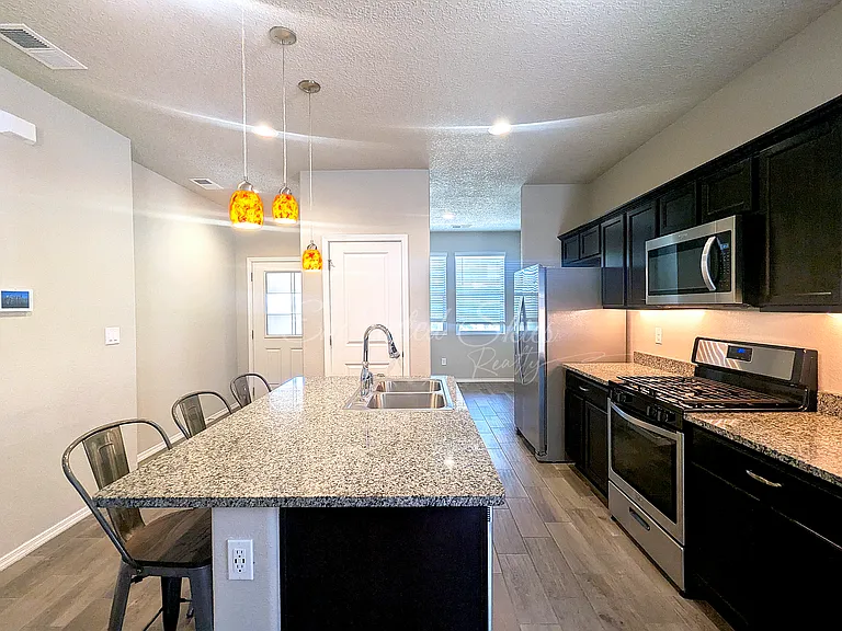 3212 Berkshire Rd NE — Photo 18