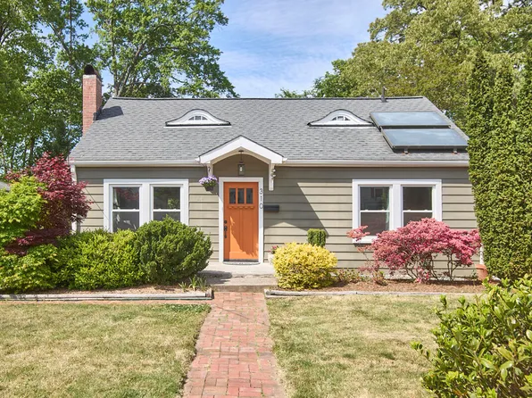 310 Dacian Ave, Durham, NC 27701