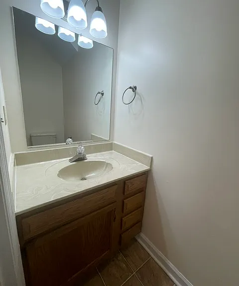 803 Parkway Vista Dr — Photo 5