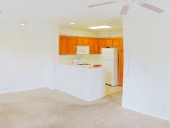 3rd image of 26319 Arboretum Way Unit 406