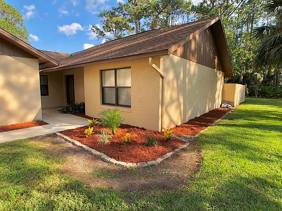 3rd image of 130 Sawgrass Cir